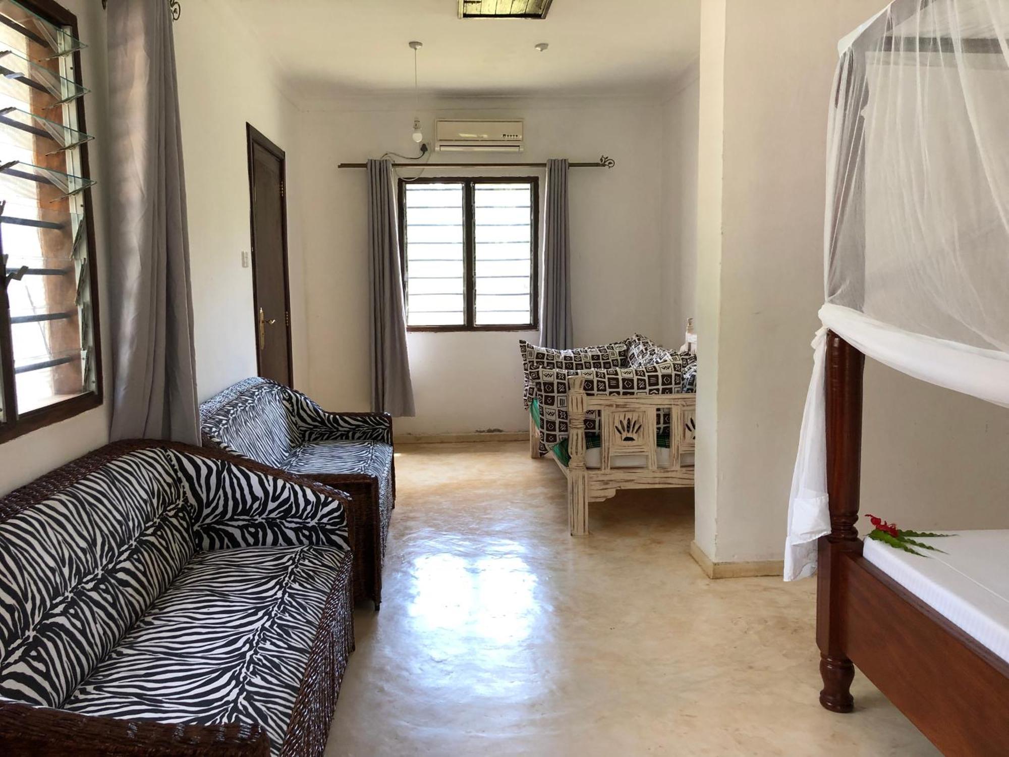 Petwac Oasis Hotell Malindi Exteriör bild